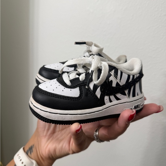 Nike Kids Zebra Print Black and White Sneakers - Picture 5 of 9